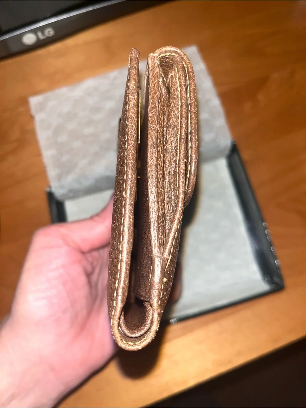 Gucci leather Wallet New W/ Box - Picture 4 of 7